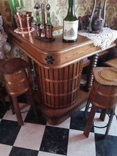 Bar Fait Par Un Menuisier