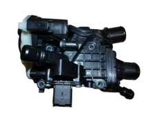 BOITIER THERMOSTAT D'EAU