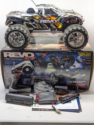 Traxxas revo - traxxas,