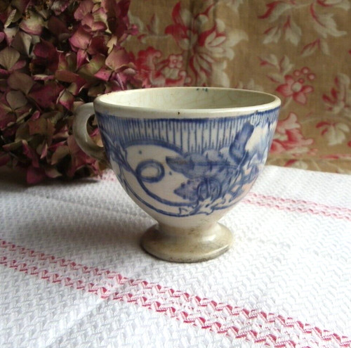 Tasse café ancienne en - À,