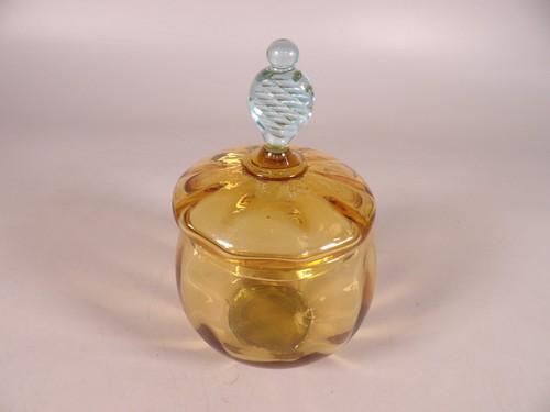 Bonbonnière pot à - /,