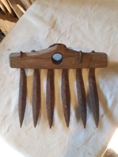 râteau à marc pour pressoir.