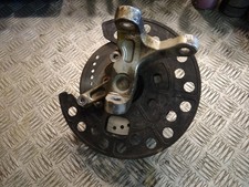 moyeu et fusée avant droit