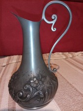 Pichet en étain signé Rispal