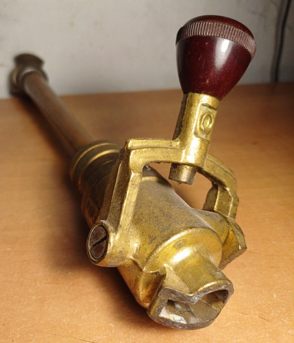 Ancienne lance pompiers - de,