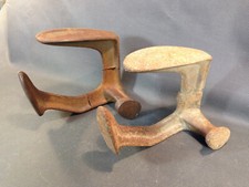 Lot de 2 anciennes enclumes de