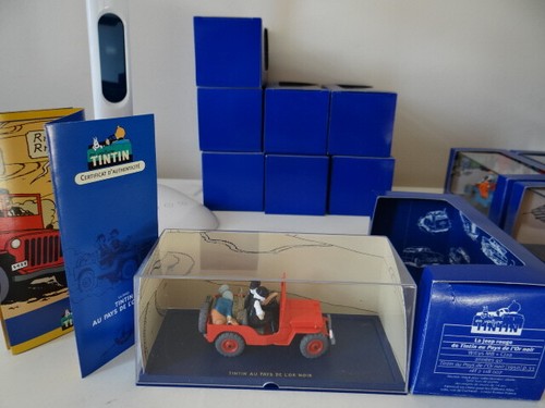 Voiture tintin 43 - voiture, jeep