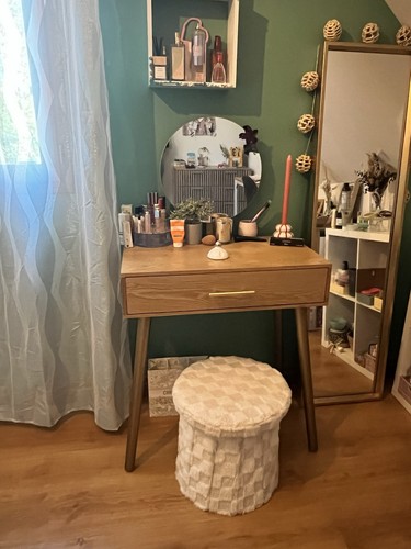 Coiffeuse avec miroir - , –