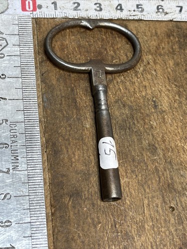 Clé horloge pendule - clé, d'horloge