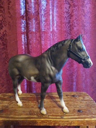 Breyer quarter horse gelding - breyer,