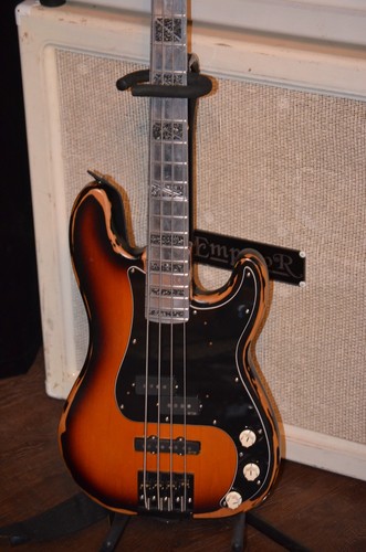 Fender special precision - , bass