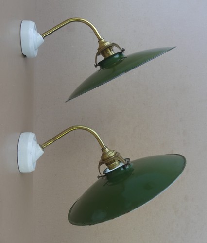 Ancienne lampe cour - ancienne, ferme