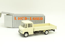 Cursor 1/50 - Mercedes Van L407D L608D White Curtain Tray