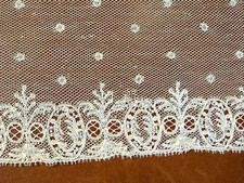 DENTELLE ANCIENNE - belle