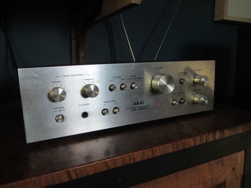 Akai 2200 intigrated - akai,