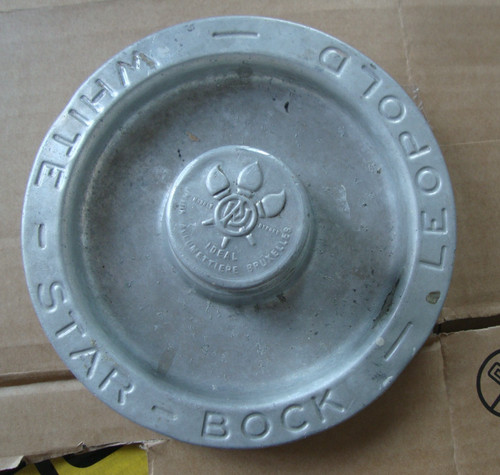 Rare cendrier bière white