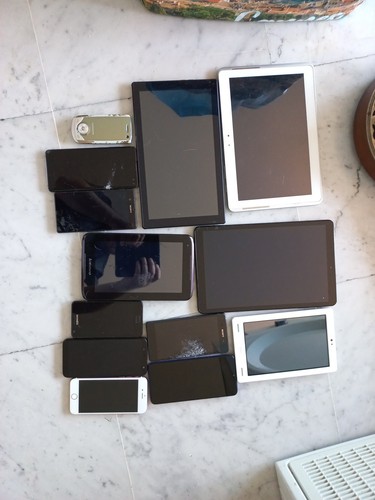 Lot tablettes téléphones - lot, et