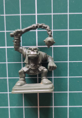 Heroquest orque avec fléau - ,