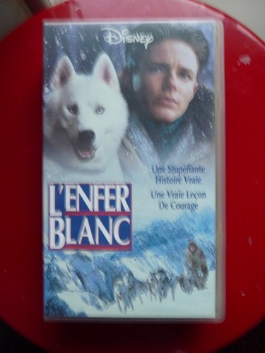 Vhs enfer blanc un film - blanc,