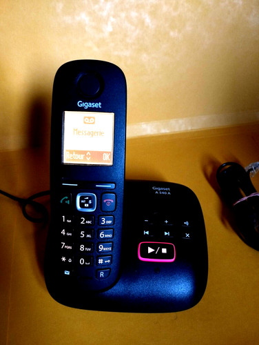 Téléphone fixe sans fil avec