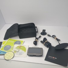 TomTom GO 720 Portable GPS Navigator Unit Set And Case Bundle