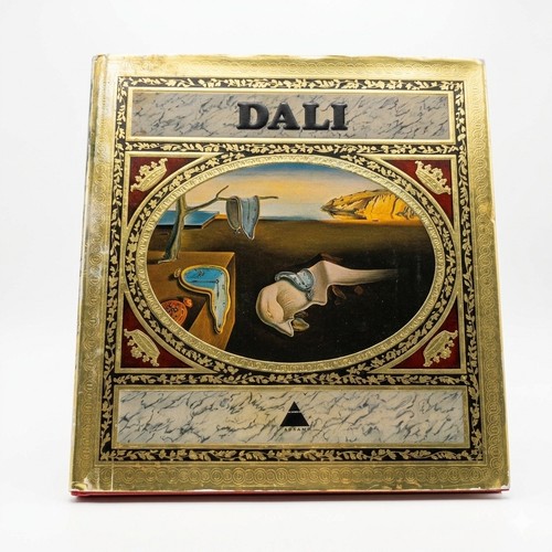 Salvador dali art book - salvador, 1986