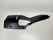 CARÉNAGE BAS DE CAISSE GAUCHE