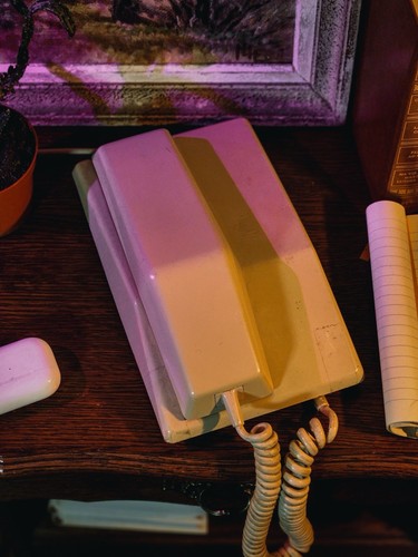 Téléphone ancien retro à - retro,