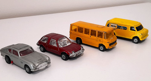 Lot corgi junior aston - 4,