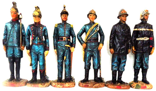 Statuettes sapeurs pompiers - sapeurs,