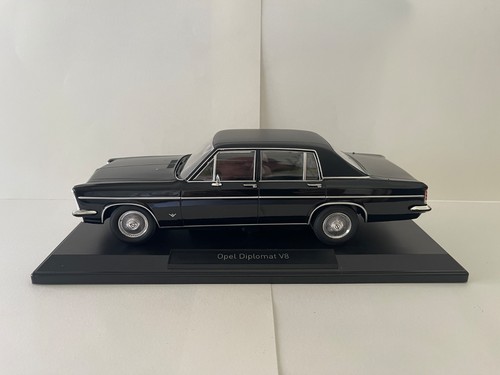 Norev opel diplomat - 1/18,