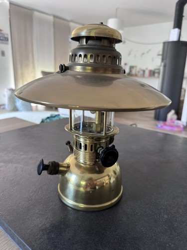 Lampe pétrole ancienne - lampe,