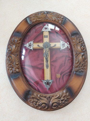 Crucifix ancien dans - ancien,