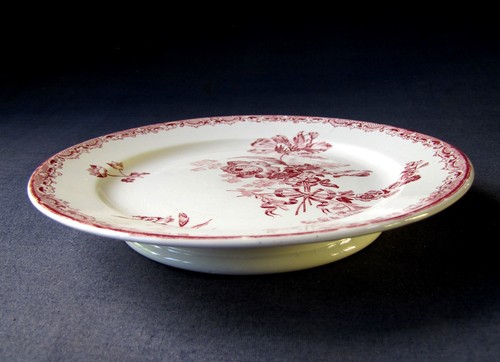 Assiette sur pied - assiette,
