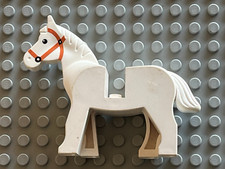 LEGO CHATEAU castle Minifig white horse 4493c02 / set 6086 6080 6008 6769