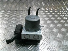 Bloc ABS (freins anti-blocage)