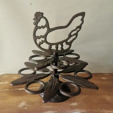 Ancien Porte-œufs En Fonte