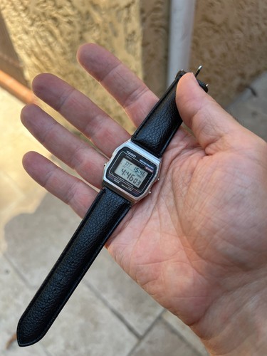Montre ancienne casio digitale - ancienne,