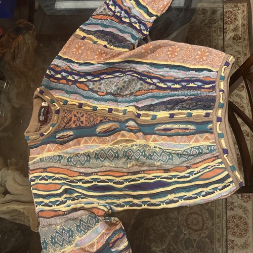 Vintage tundra coogi style