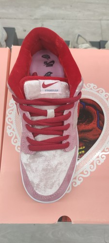 Nike dunk low strange - nike,