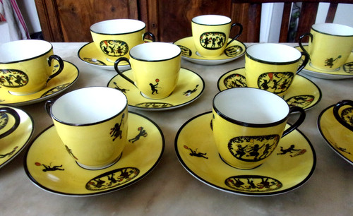 Tasses sous - tasses, en