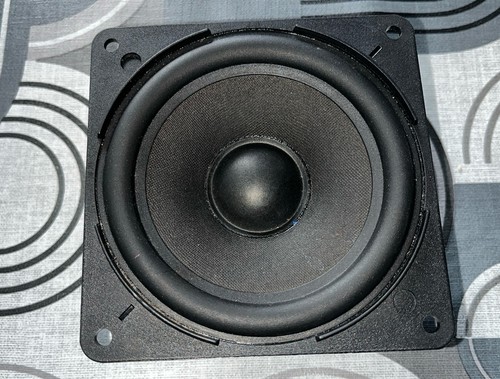 Speaker médium canton 6383 - 1,