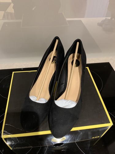 Chaussures talons hauts - à,