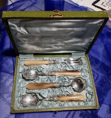 Coffret couverts service - couverts, À