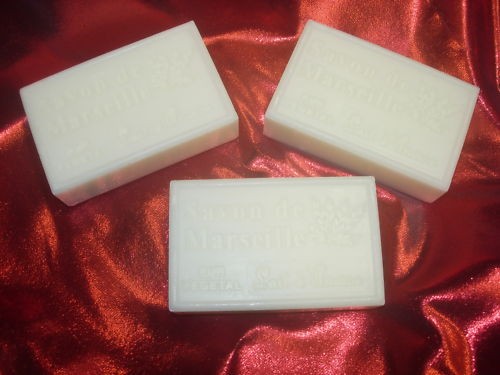 Lot savons lait de - 5,