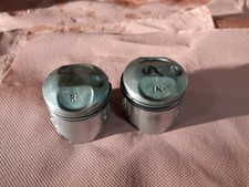 Pistons avant et arrière 125