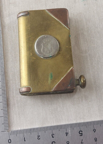 Ancien briquet poilu - de,