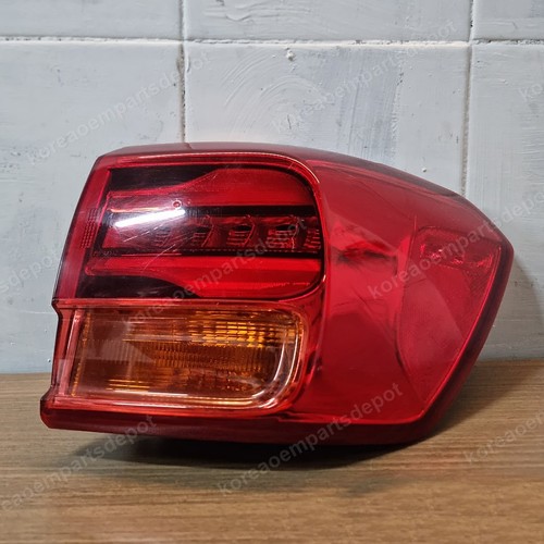 Kia sedona feu - kia, arrière