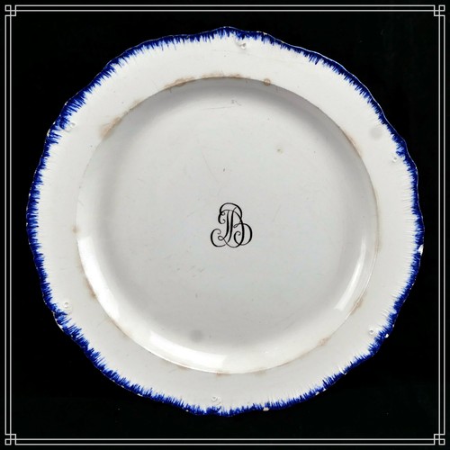 Belle assiette faience fine - assiette,