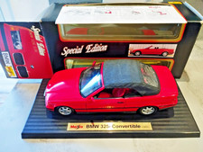  MAISTO 1/18 BMW  325i